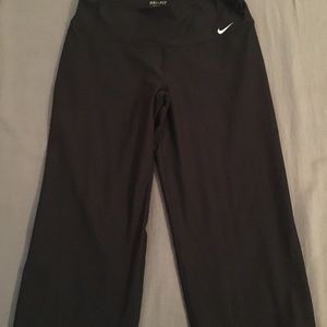 Nike dri-fit yoga pants
